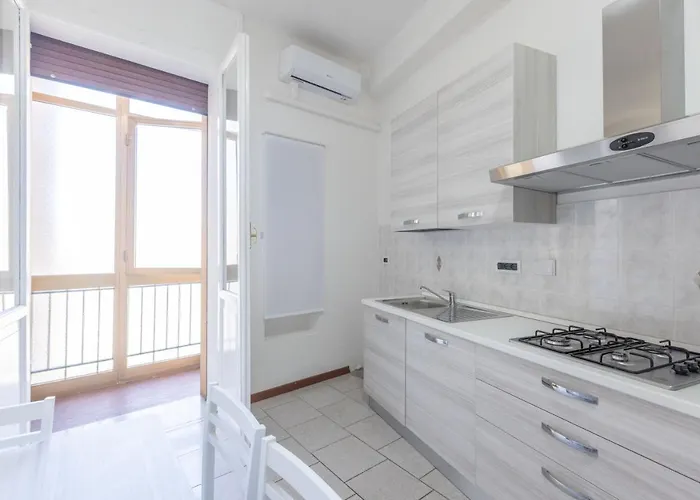 Апартаменты Rita House, By Short Holidays